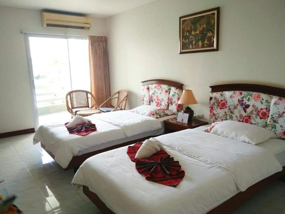 Kiengpiman Hotel Mukdahan Exterior photo